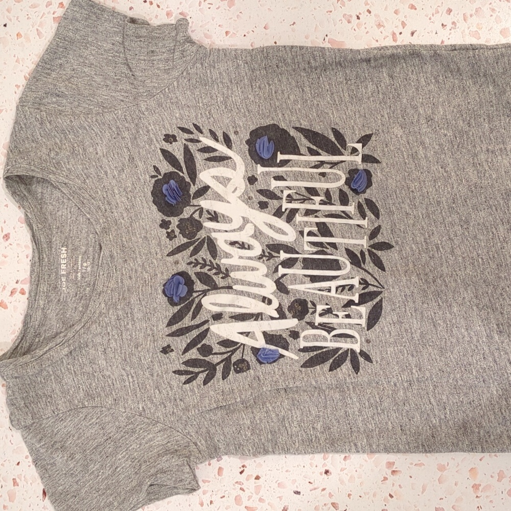 Joe Fresh | Always Beautiful T-Shirt with 3-D Fabric Flowers | L | Graphic Print